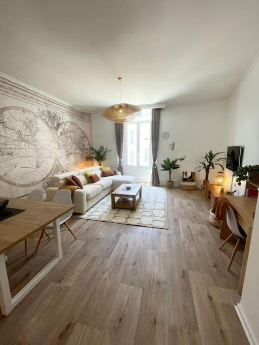 L'Echappee Chic Au Coeur De Valence Appartement Valence  Buitenkant foto