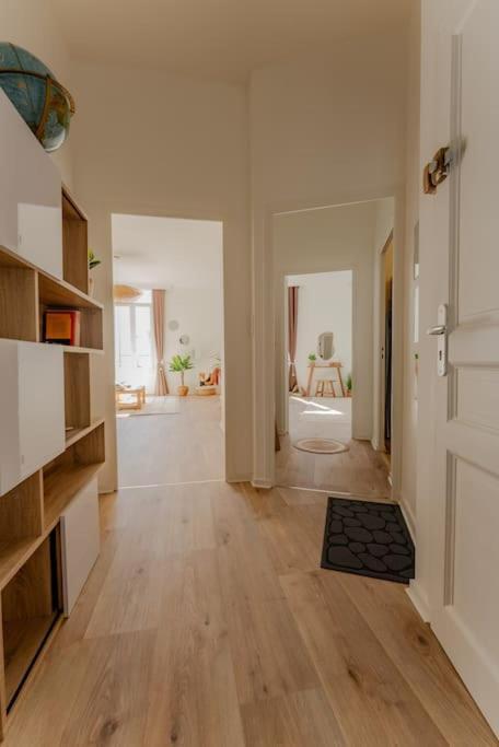 L'Echappee Chic Au Coeur De Valence Appartement Valence  Buitenkant foto